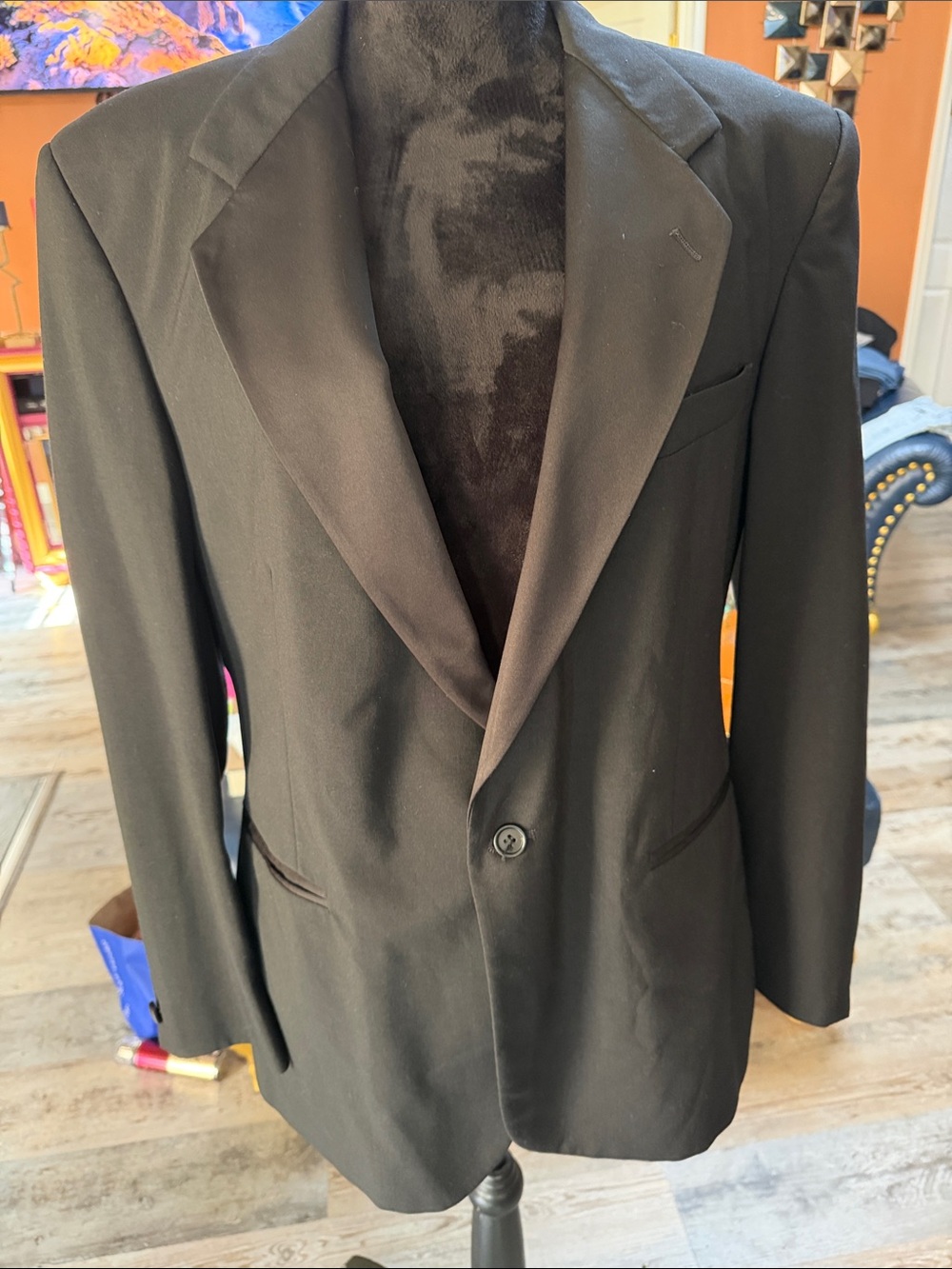 Barry’s Black Single-Button Blazer